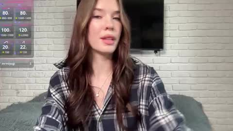 Snapshot of your_sweet_angel_ chatting on January 2026 09:00:02 AM Mia online show from January 2026 09:00:02 AM