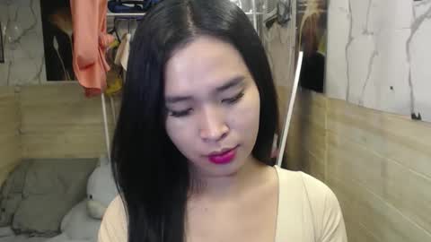 your_twinkletoes18 online show from April 2026 03:42:02 PM