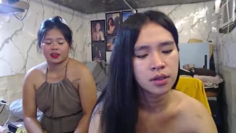 your_twinkletoes18 online show from May 2026 04:48:02 PM
