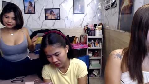 your_twinkletoes18 online show from July 2026 07:49:02 PM