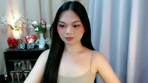 Snapshot of yourangelictransgirl chatting on October 2025 04:51:02 PM Hi its me Yna online show from October 2025 04:51:02 PM