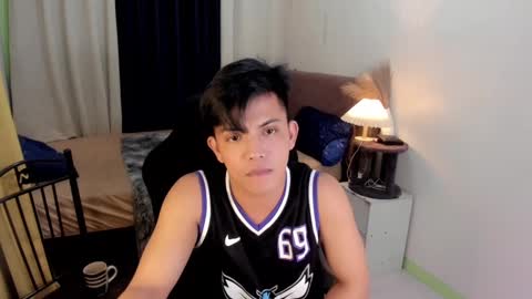 yourasian_bradley online show from February 2025 06:42:02 PM