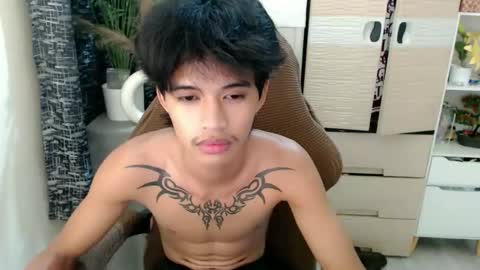 yourasian_eric online show from March 2026 04:20:01 PM