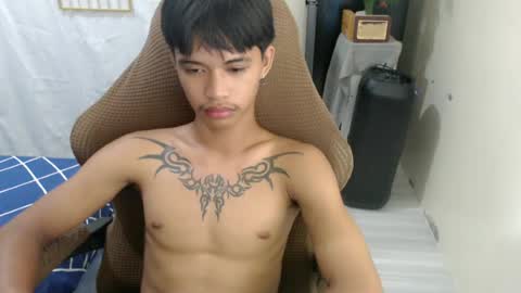 yourasian_eric online show from July 2026 10:11:01 AM