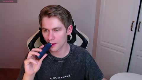 Snapshot of yourbilly chatting on May 2026 01:03:02 AM Billy online show from May 2026 01:03:02 AM