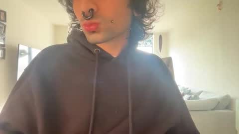 yourboo25 online show from March 2026 11:27:02 AM