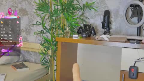 Snapshot of yourburnwish chatting on November 2025 08:11:02 PM Anna online show from November 2025 08:11:02 PM