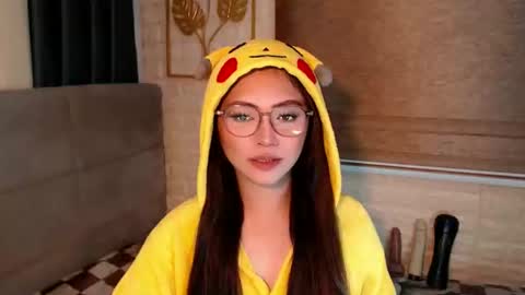 JEN  online show from January 2025 09:27:01 AM