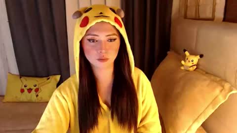 JEN  online show from April 2026 12:34:02 PM