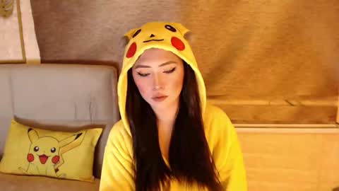 JEN  online show from April 2026 12:11:02 PM