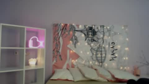 Snapshot of yourdreamcristal chatting on February 2025 01:39:02 PM yourdreamcristal online show from February 2025 01:39:02 PM