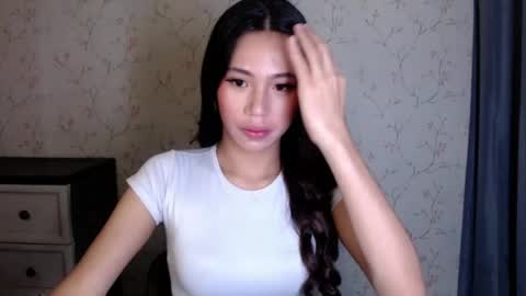 GWENI online show from July 2026 06:32:01 PM