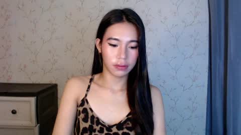 GWENI online show from July 2026 06:15:01 PM