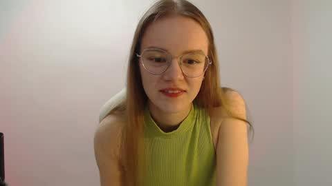 Snapshot of yourdreamray chatting on May 2026 09:38:01 PM Lana online show from May 2026 09:38:01 PM