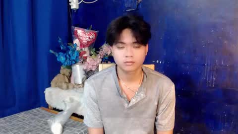 NaughtyBoy online show from November 2025 02:12:01 AM