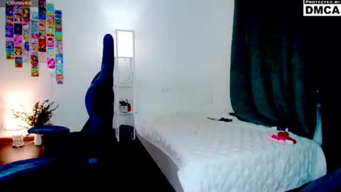 yourfairyalice_ online show from July 2026 09:56:02 PM