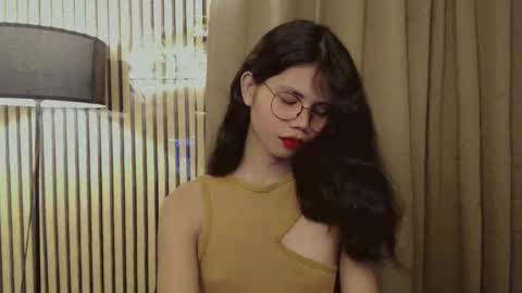 Vivian online show from October 2025 11:36:02 AM