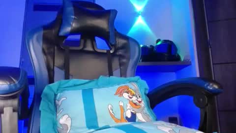 yourfavorite_bigclit online show from May 2026 10:20:02 AM