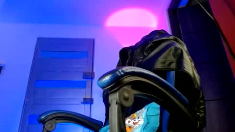yourfavorite_bigclit online show from June 2026 09:36:02 AM