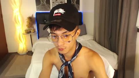 yourfavoritetwinkecho online show from July 2026 01:03:01 PM