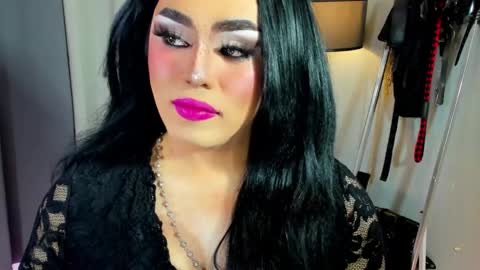  not into STINGY and CHEAP people online show from November 2025 09:04:02 PM