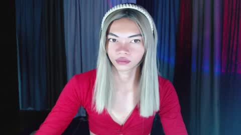 Amy Walker online show from July 2026 12:41:02 PM