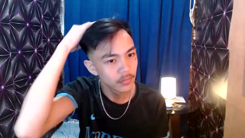 Snapshot of yourguy_josh23 chatting on December 2024 06:35:02 PM Josh online show from December 2024 06:35:02 PM