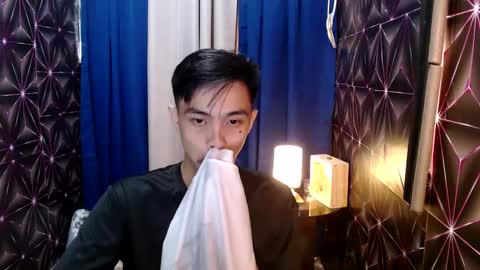 Snapshot of yourguy_josh23 chatting on December 2024 06:51:01 AM Josh online show from December 2024 06:51:01 AM