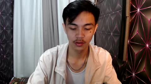 Snapshot of yourguy_josh23 chatting on February 2025 07:10:01 PM Josh online show from February 2025 07:10:01 PM