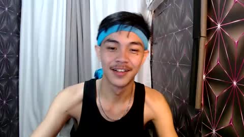 Snapshot of yourguy_josh23 chatting on February 2025 05:37:02 AM Josh online show from February 2025 05:37:02 AM