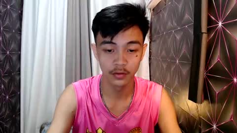 Snapshot of yourguy_josh23 chatting on February 2025 03:21:01 PM Josh online show from February 2025 03:21:01 PM