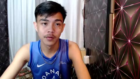 Snapshot of yourguy_josh23 chatting on February 2025 01:44:01 PM Josh online show from February 2025 01:44:01 PM