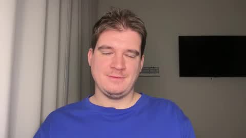 Snapshot of yourhairybuddy chatting on December 2025 08:13:02 PM Andrey online show from December 2025 08:13:02 PM