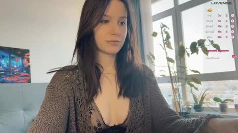 Snapshot of yourher0in chatting on December 2024 08:34:02 AM Aida online show from December 2024 08:34:02 AM