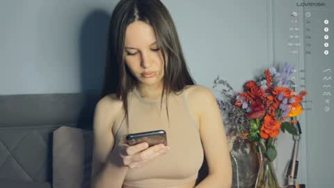 Snapshot of yourher0in chatting on February 2025 03:26:01 PM Aida online show from February 2025 03:26:01 PM