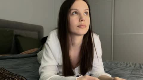 Snapshot of yourher0in chatting on February 2025 07:30:01 PM Aida online show from February 2025 07:30:01 PM