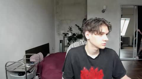 Snapshot of yourher0in chatting on November 2025 08:15:01 AM Aida online show from November 2025 08:15:01 AM