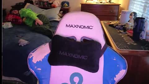 Snapshot of yourhighnessthis9inch chatting on February 2026 07:54:01 PM Sh online show from February 2026 07:54:01 PM