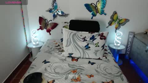 Snapshot of yourhornyjuliette chatting on March 2026 10:27:02 PM Juliette Smith online show from March 2026 10:27:02 PM