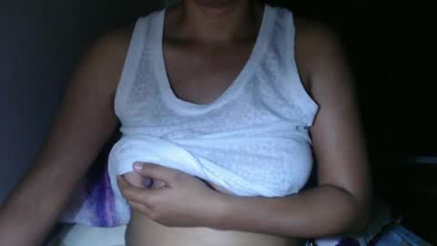 yourhotboobies23 online show from February 2025 11:47:02 PM