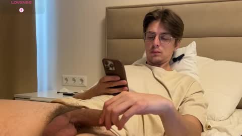 Chris online show from April 2026 06:29:02 AM