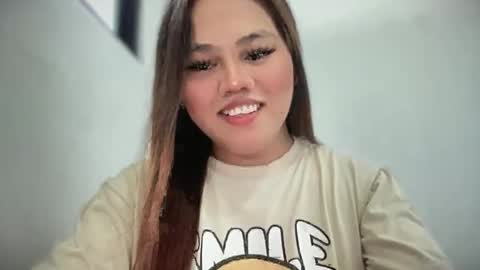 yourhotgirl_lyn online show from June 2026 06:03:02 AM