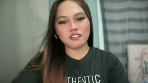 yourhotgirl_lyn online show from July 2026 07:48:01 AM