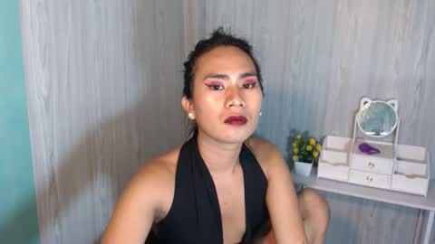 Mauie  online show from February 2025 10:50:02 PM