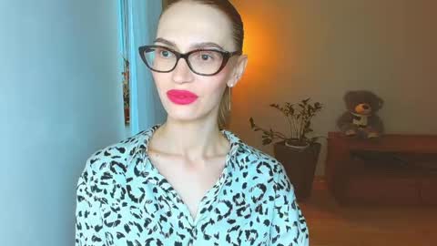 Ksyusha online show from June 2026 09:01:02 AM