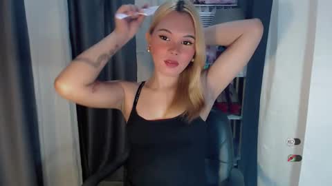 KYLIE MORE online show from April 2026 04:15:02 AM