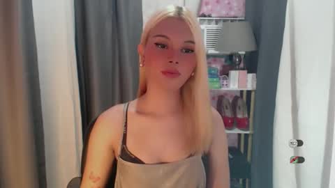 KYLIE MORE online show from June 2026 07:03:02 AM