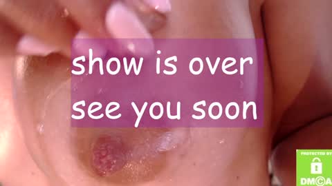 Snapshot of yourlovelykat chatting on December 2024 07:18:01 AM Kait online show from December 2024 07:18:01 AM