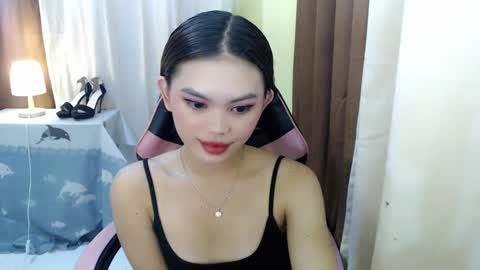 Snapshot of yourlovelytranspinay chatting on January 2025 01:33:01 AM your lovely Dina online show from January 2025 01:33:01 AM