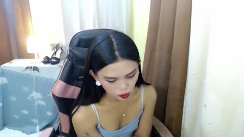 Snapshot of yourlovelytranspinay chatting on February 2025 04:10:01 AM your lovely Dina online show from February 2025 04:10:01 AM